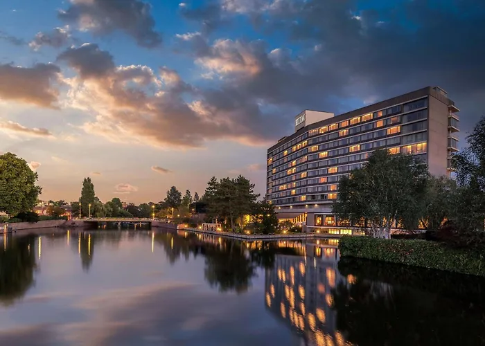 Amsterdam Hotels near Schiphol Airport (AMS)